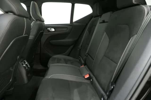 Volvo XC40 (2022) thumbnail 41