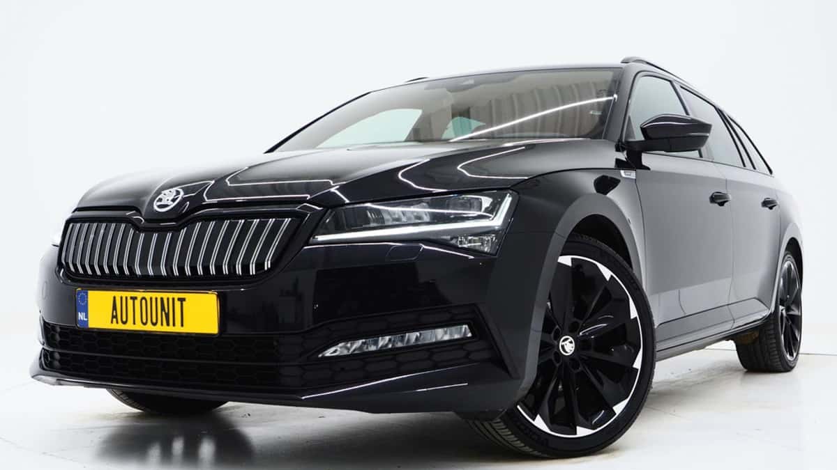 Škoda Superb (2022) — foto 1