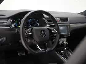 Škoda Superb (2022) thumbnail 17