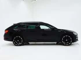 Škoda Superb (2022) thumbnail 10
