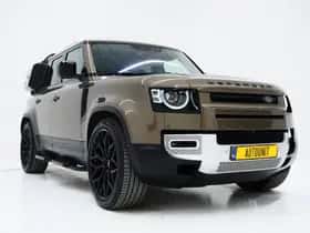 Land Rover Defender (2021) thumbnail 11