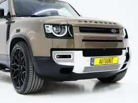 Land Rover Defender (2021) thumbnail 12