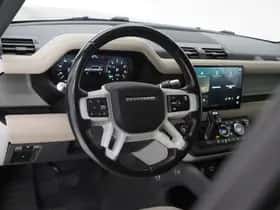 Land Rover Defender (2021) thumbnail 21