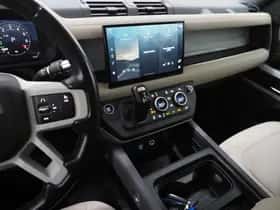 Land Rover Defender (2021) thumbnail 38