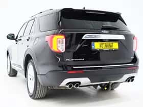 Ford Explorer thumbnail 3