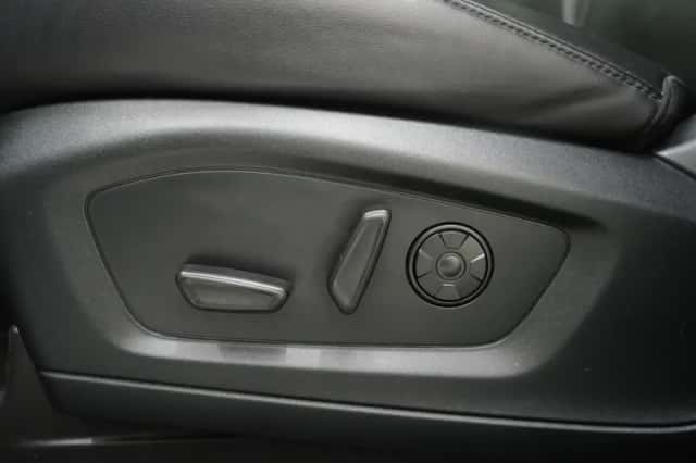 Ford Explorer (2021) thumbnail 22