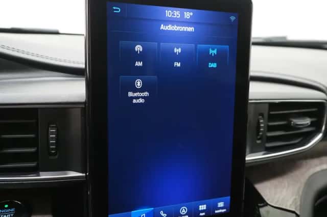 Ford Explorer (2021) thumbnail 30