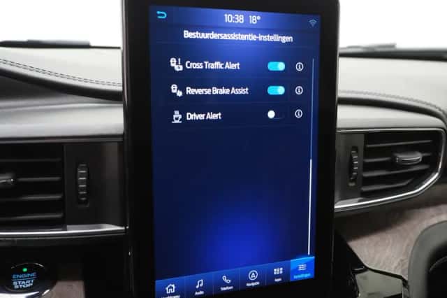 Ford Explorer (2021) thumbnail 37