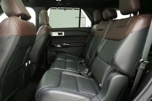Ford Explorer (2021) thumbnail 45