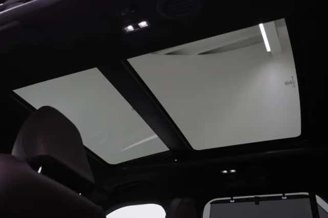 Ford Explorer (2021) thumbnail 46
