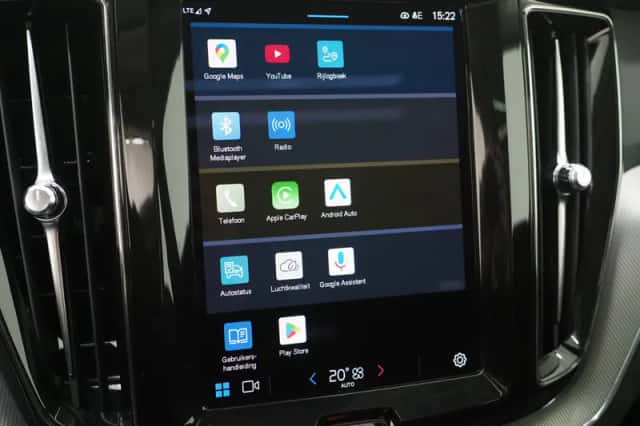 Volvo XC60 (2022) thumbnail 31