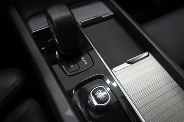 Volvo XC60 (2022) thumbnail 34
