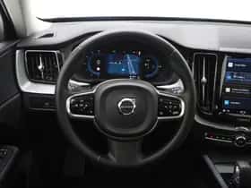 Volvo XC60 (2022) thumbnail 36
