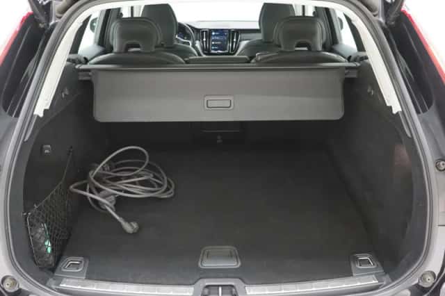 Volvo XC60 (2022) thumbnail 39