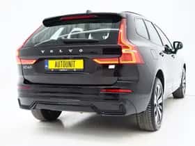 Volvo XC60 (2022) thumbnail 10