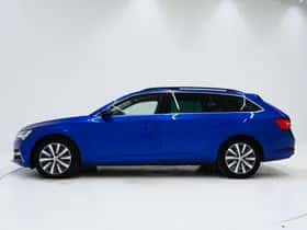 Škoda Superb (2022) thumbnail 2