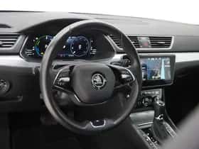 Škoda Superb (2022) thumbnail 16