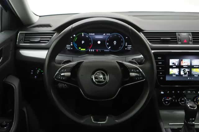 Škoda Superb (2022) thumbnail 33