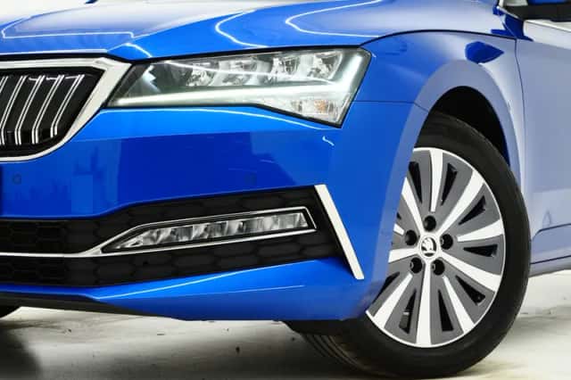 Škoda Superb (2022) thumbnail 6