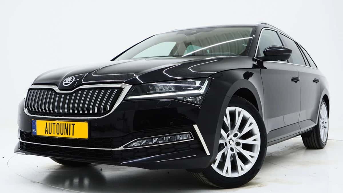 Škoda Superb (2022) — foto 1