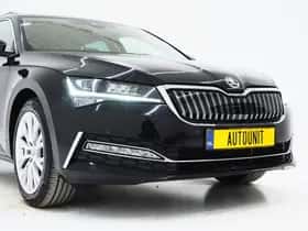 Škoda Superb (2022) thumbnail 12
