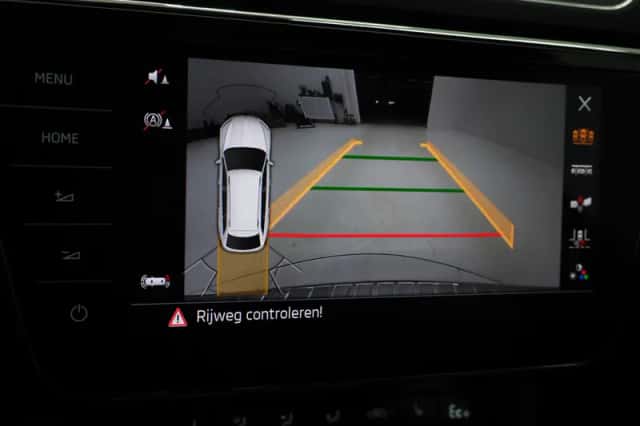 Škoda Superb (2022) thumbnail 33