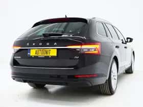 Škoda Superb (2022) thumbnail 9