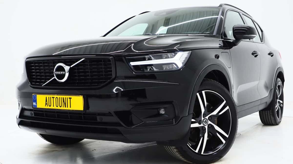 Volvo XC40 (2020) — foto 1