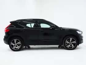Volvo XC40 (2020) thumbnail 12