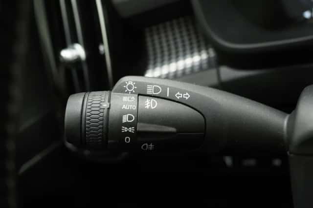 Volvo XC40 (2020) thumbnail 22