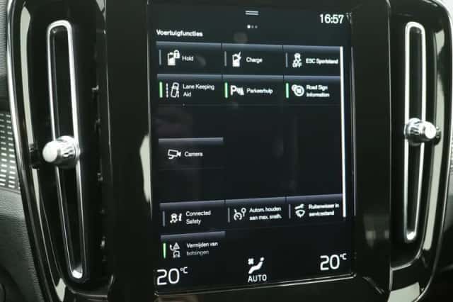 Volvo XC40 (2020) thumbnail 30