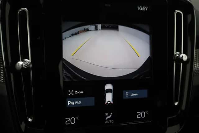 Volvo XC40 (2020) thumbnail 31