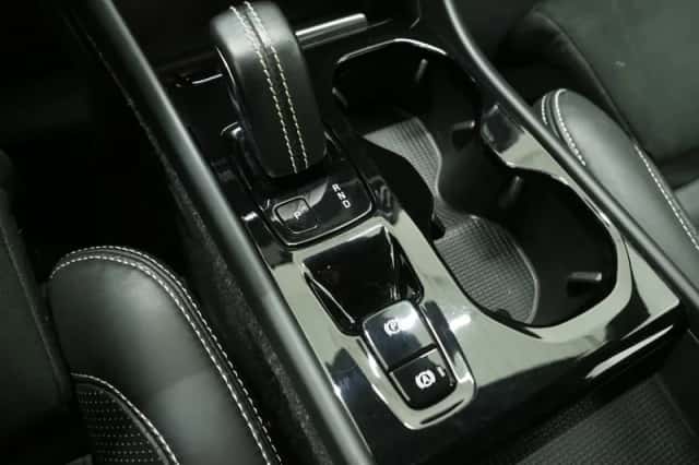 Volvo XC40 (2020) thumbnail 32