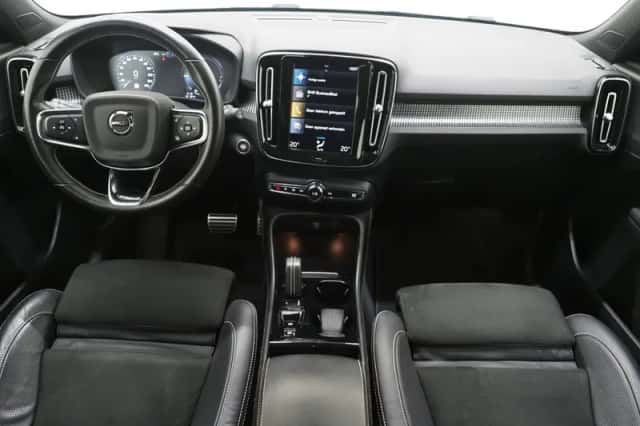 Volvo XC40 (2020) thumbnail 5