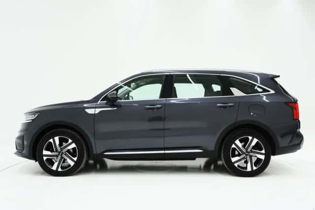 Kia Sorento (2022) thumbnail 2