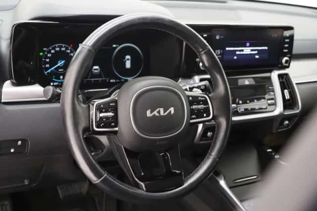 Kia Sorento (2022) thumbnail 21