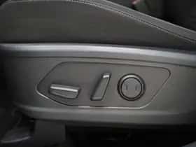 Kia Sorento (2022) thumbnail 23