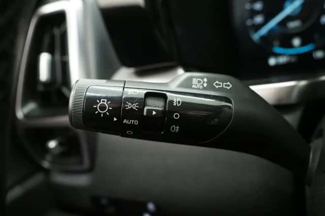 Kia Sorento (2022) thumbnail 25