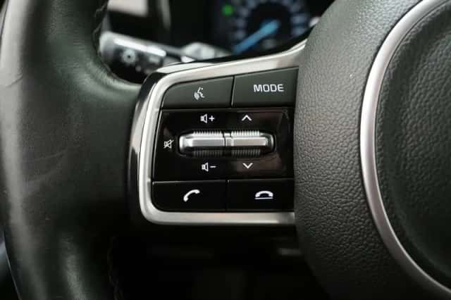 Kia Sorento (2022) thumbnail 26