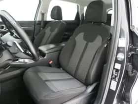 Kia Sorento (2022) thumbnail 4