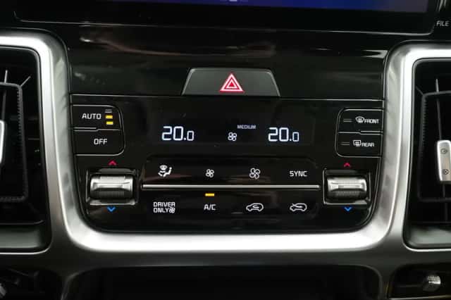 Kia Sorento (2022) thumbnail 34