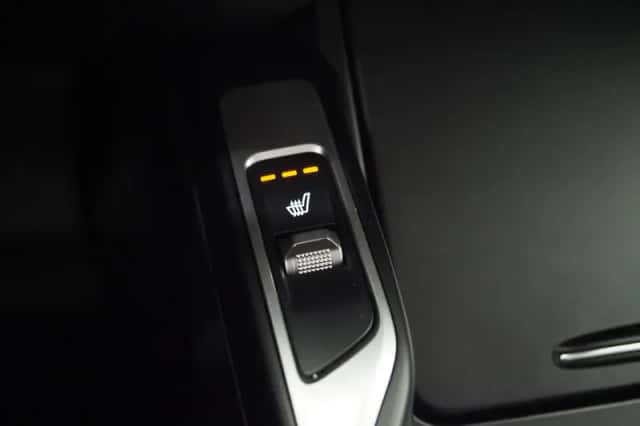 Kia Sorento (2022) thumbnail 35