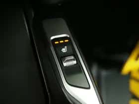 Kia Sorento (2022) thumbnail 36