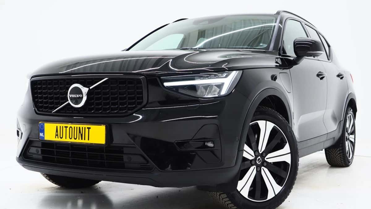 Volvo XC40 (2022) — foto 1