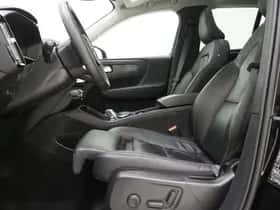 Volvo XC40 (2022) thumbnail 18