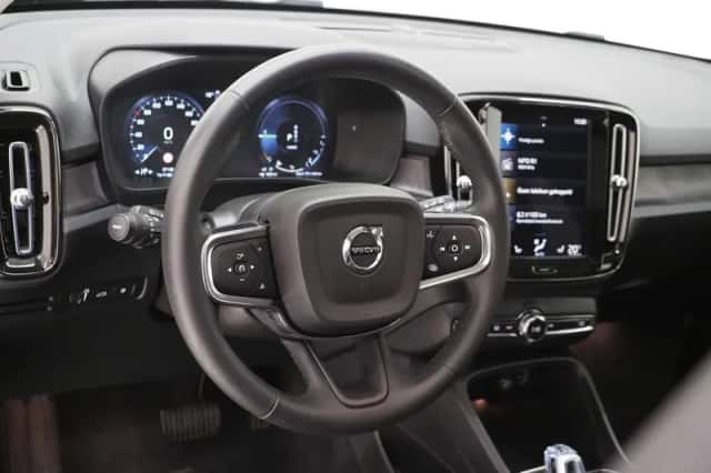 Volvo XC40 (2022) thumbnail 19