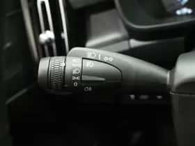 Volvo XC40 (2022) thumbnail 25