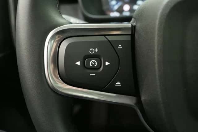 Volvo XC40 (2022) thumbnail 26