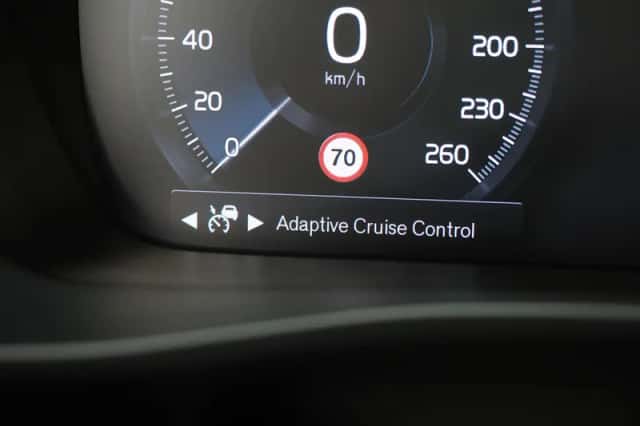 Volvo XC40 (2022) thumbnail 30
