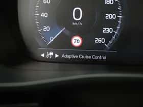 Volvo XC40 (2022) thumbnail 30